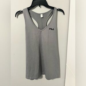 2/$12 Fila Gray Racerback V-neck Tank Size XL